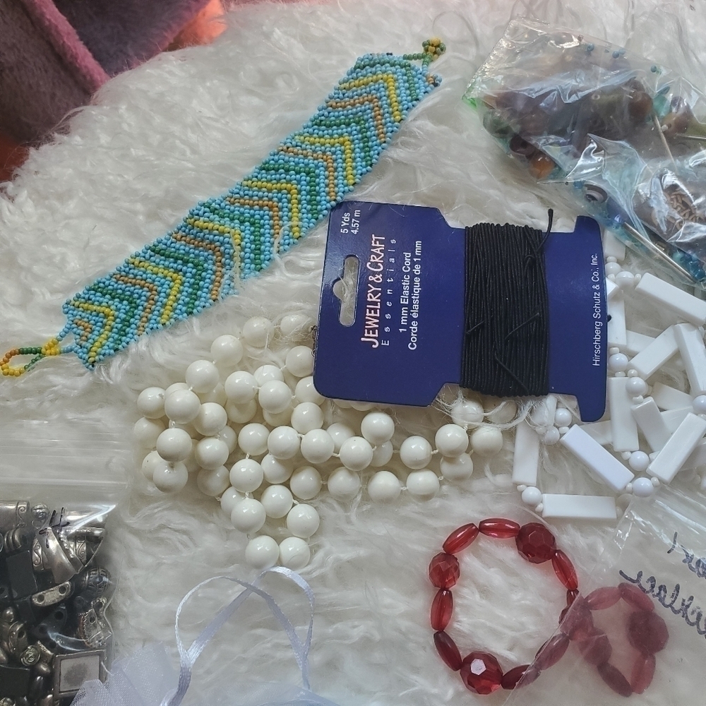 Jewelry Bead bundle - Picture 5 of 5
